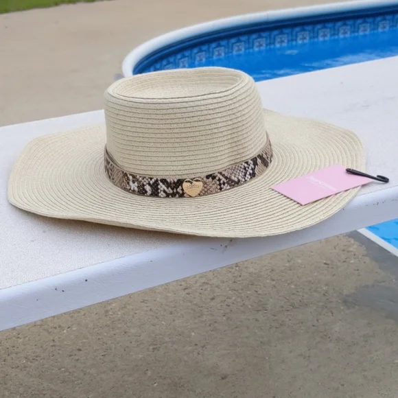 Juicy Couture | Accessories | Juicy Couture Straw Hat With  display picture 3